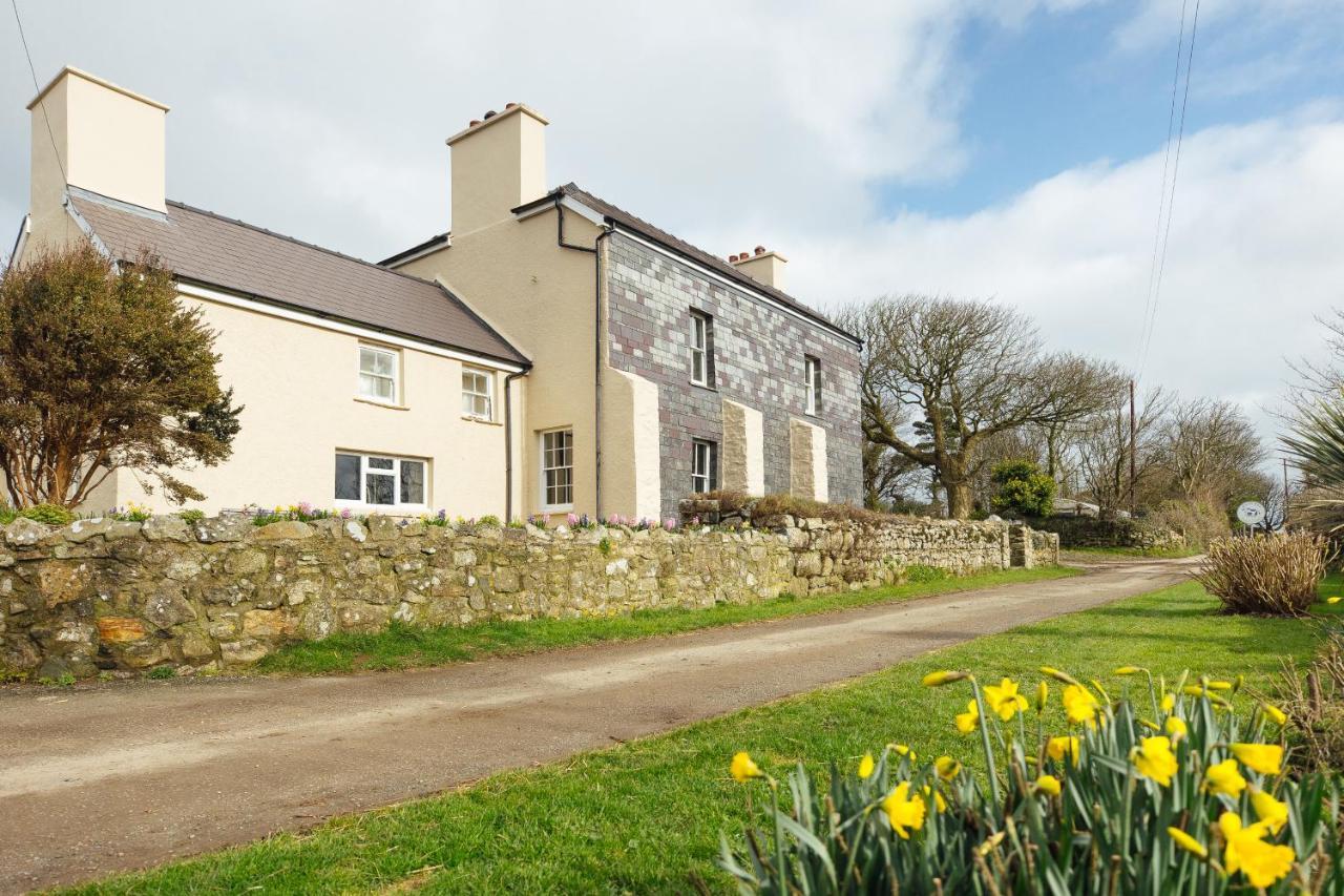 Penrhiw Farm B & B Goodwick Dış mekan fotoğraf